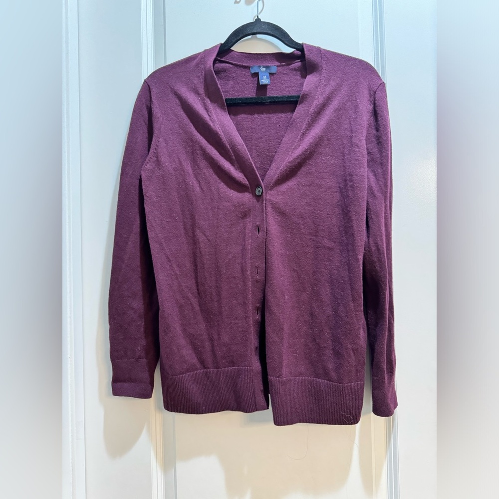 GAP Cardigan Burgundy Small Button Up  Armpit To Armpit 18” Length 25”